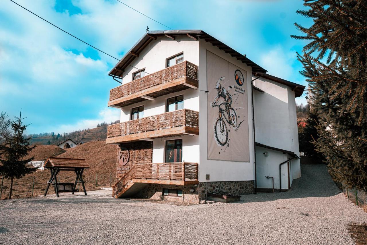 Pensiunea Bike&Bed Otel Moieciu de Jos Dış mekan fotoğraf